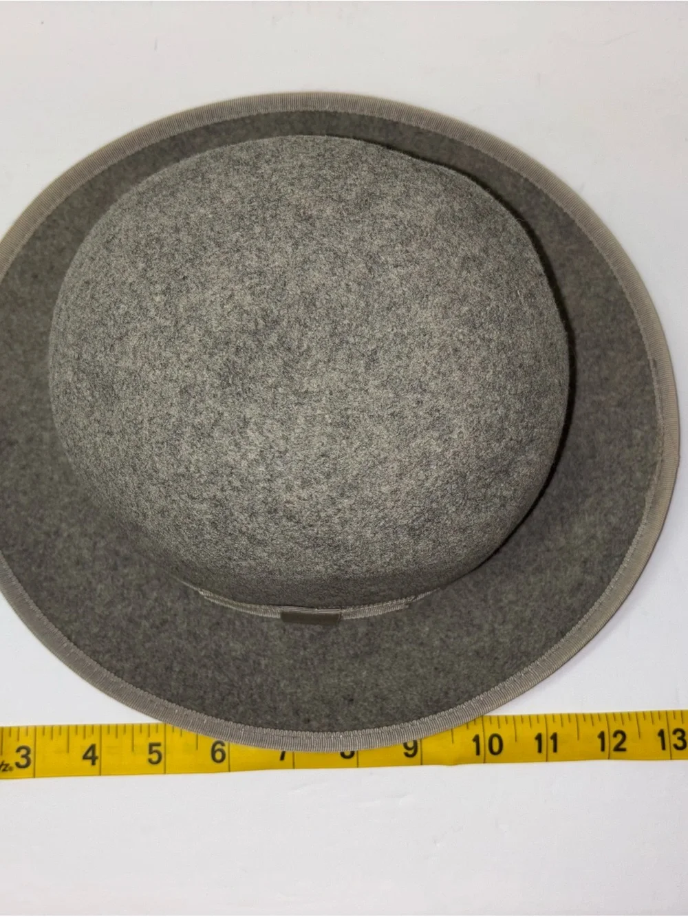 Esprit Grey Felt Bowler Hat with Grosgrain Trim Vintage 1980’s Back to College